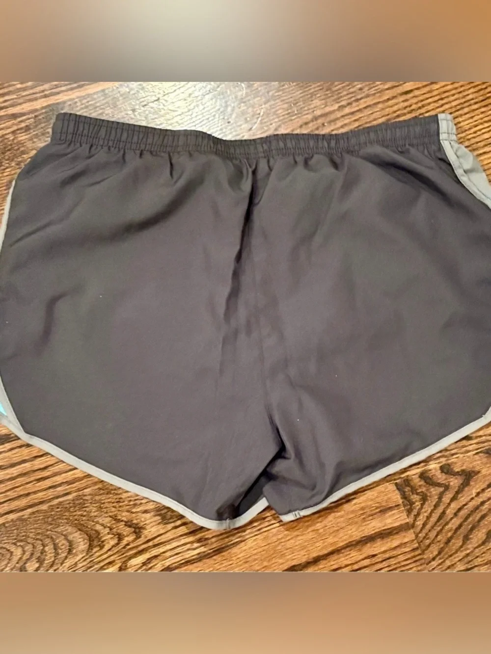 Nike Dri-Fit Women’s Tempo Running Shorts Size S Gray Turquoise Blue Mesh